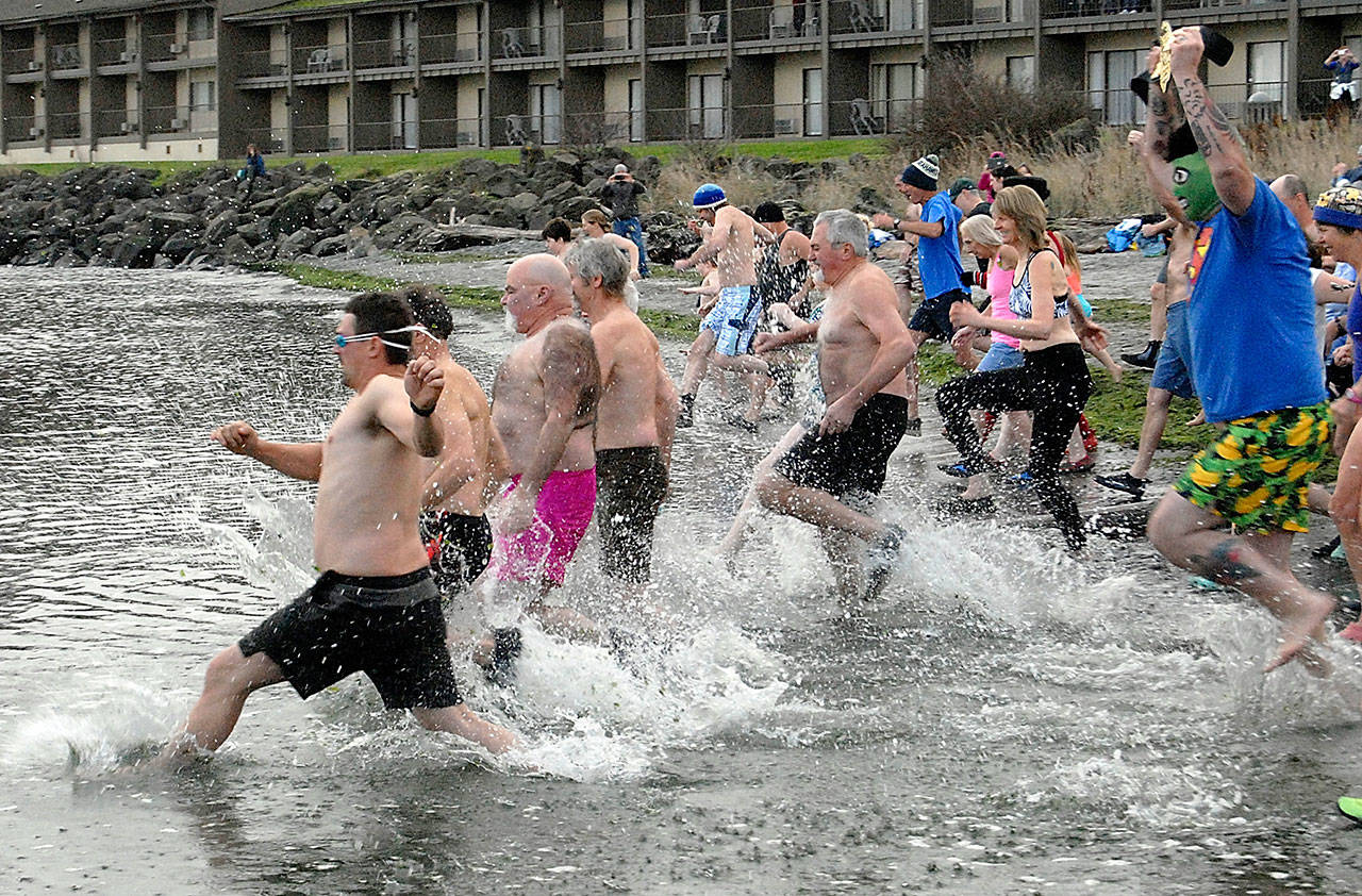 Central Texans Take the Polar Bear Plunge to Welcome the New Year